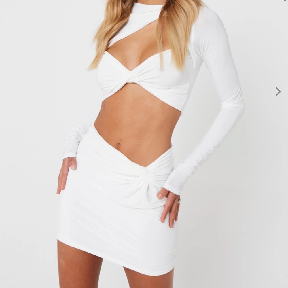 NWT Luxe to kill two piece set
